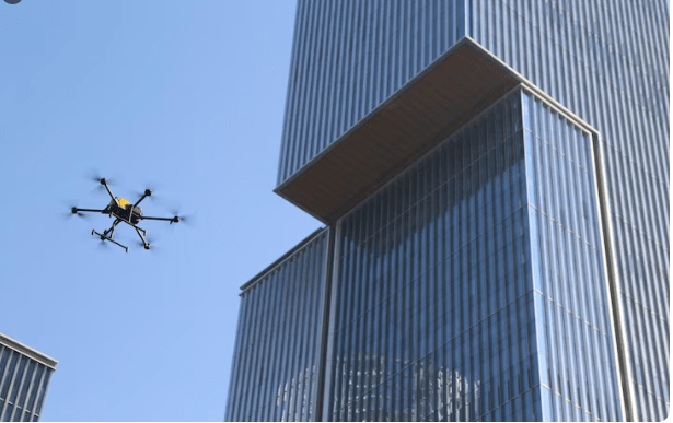 Attaque sur le Cloud , Des Frappes de Drones Paralysent les Data Centers d'Amazon au Moyen-Orient