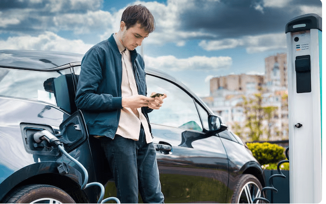 Cette startup lyonnaise révolutionne la recharge des véhicules électriques en 5 minutes 